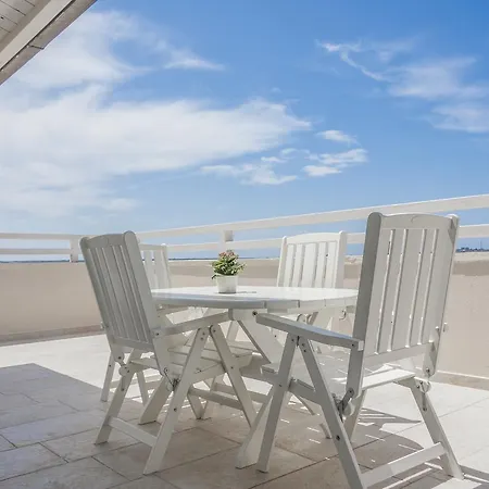 Attico Saker Apartment *