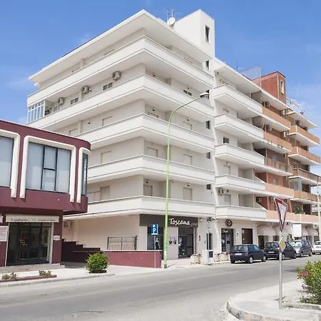 Apartmán Attico Saker *